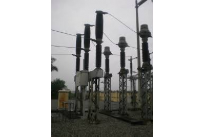 Máy cắt 3 pha 110kV cách điện khí SF6 loại CB 123kV 1250A - ABB - Ấn Độ