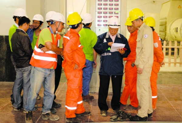 Suốt đời một tình yêu với... điện